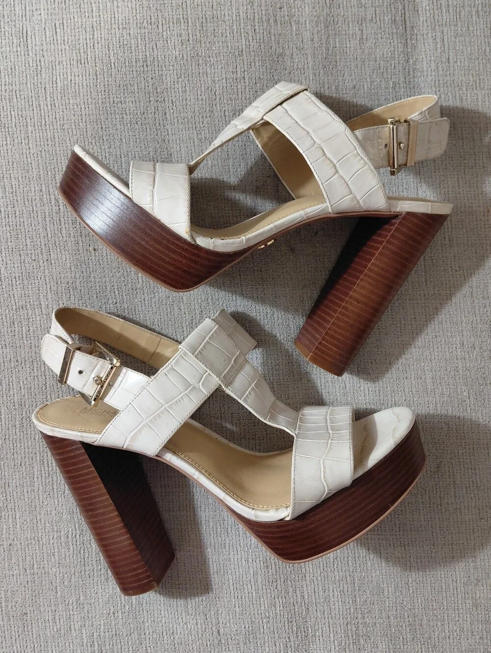 Michael Kors White Croc-Embossed Platform Heel Sandals Size 9.5